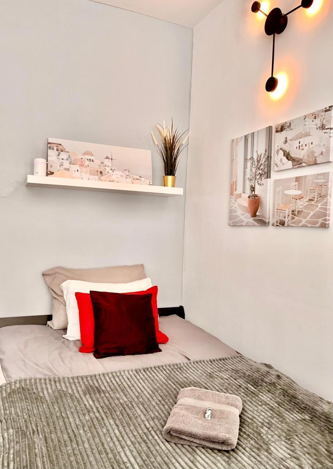 Super 1 Bed Room Condo In Warszawa Center Extérieur photo