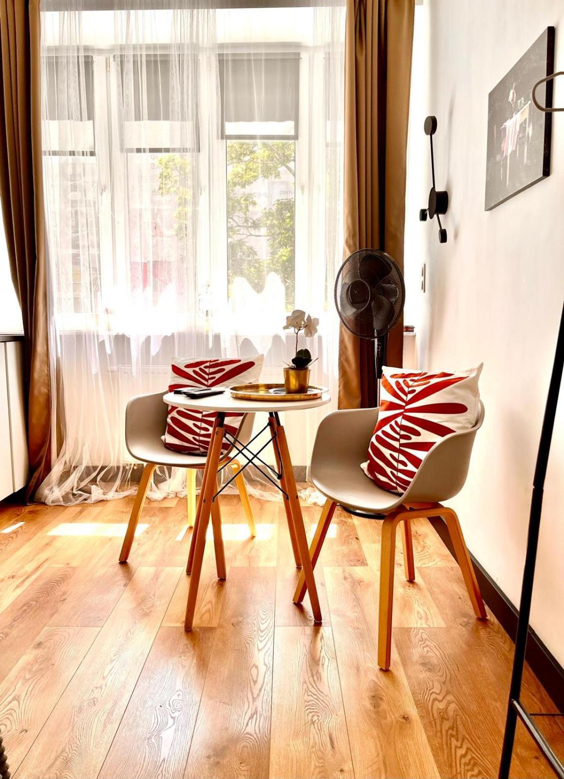 Super 1 Bed Room Condo In Warszawa Center Extérieur photo